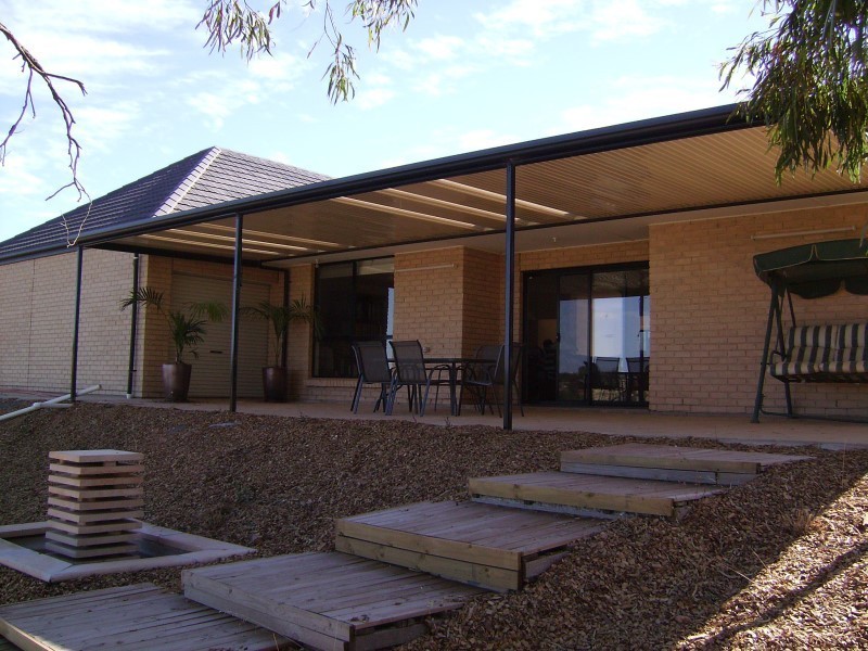 8 Player Court, Angaston SA 5353