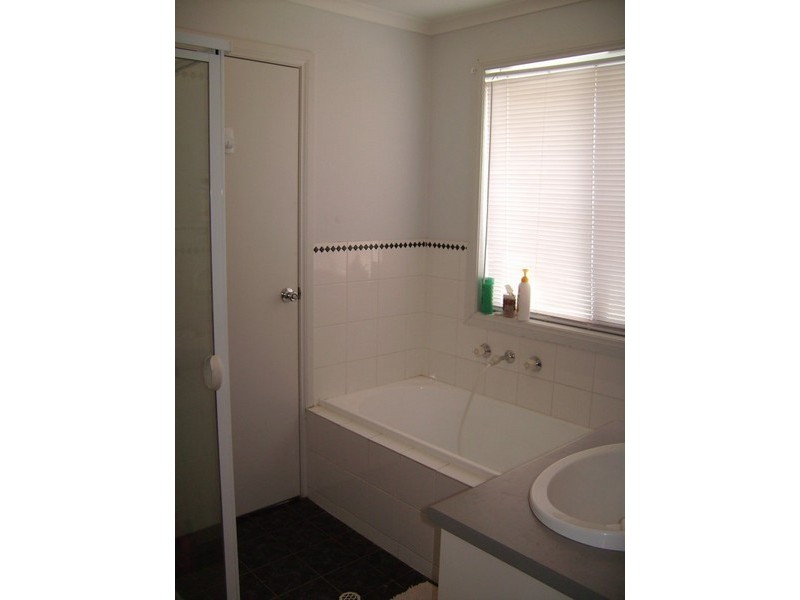 13 Maple Avenue, Nuriootpa SA 5355