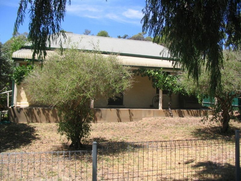 25 Sturt Street, Angaston SA 5353