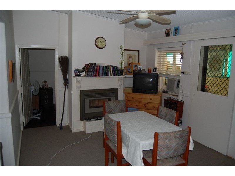 25 Sturt Street, Angaston SA 5353