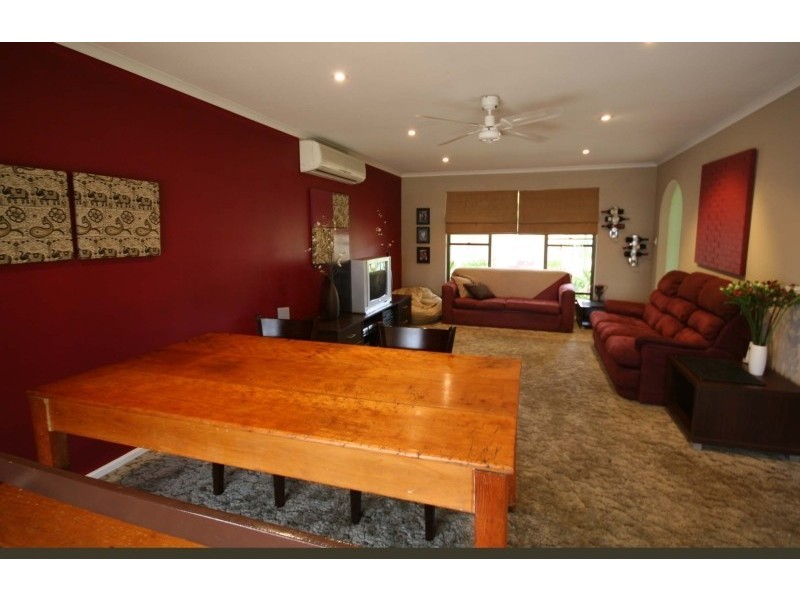 18 Para Road, Tanunda SA 5352