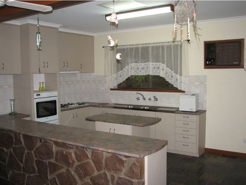 16 Chapel Street, Kapunda SA 5373