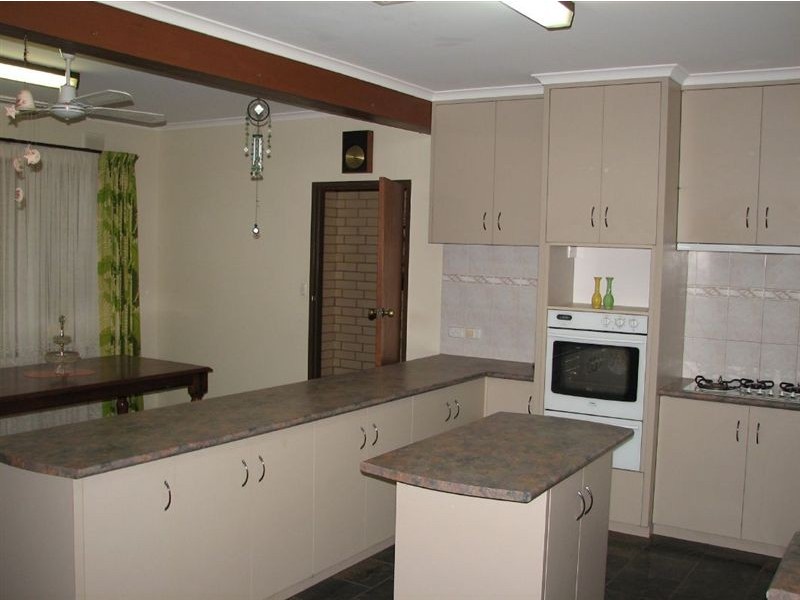 16 Chapel Street, Kapunda SA 5373