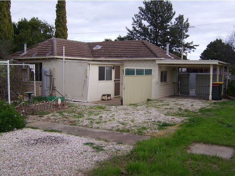 38 Fourth Street, Nuriootpa SA 5355