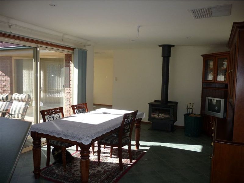 4A Barons Court, Greenock SA 5360