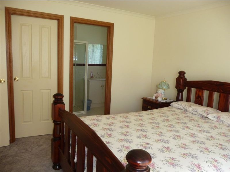 4A Barons Court, Greenock SA 5360