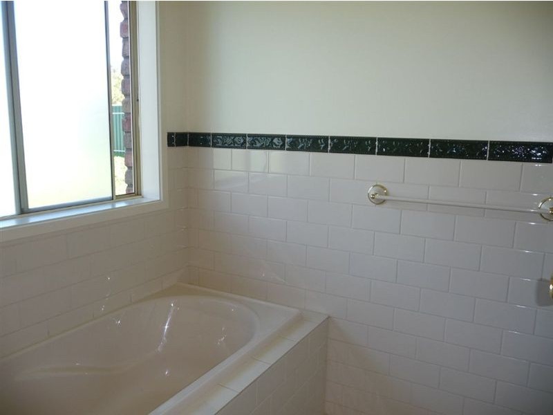 4A Barons Court, Greenock SA 5360