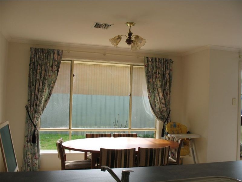 10 Maple Avenue, Nuriootpa SA 5355