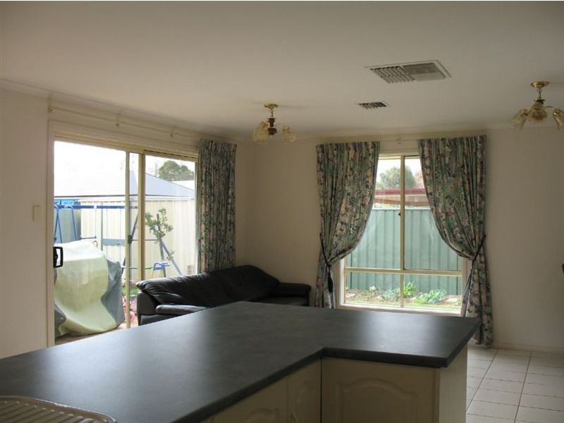10 Maple Avenue, Nuriootpa SA 5355