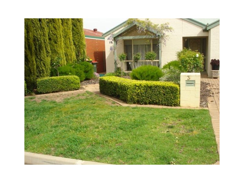 3 Roenfeldt Drive, Tanunda SA 5352