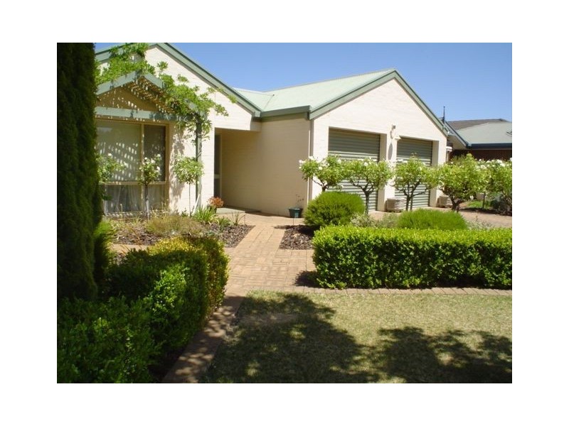 3 Roenfeldt Drive, Tanunda SA 5352