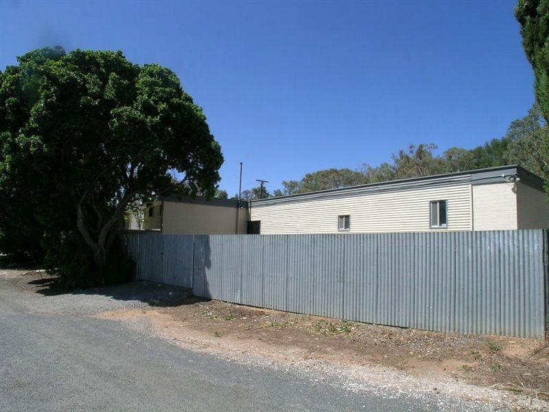 2 Railway Barracks Kent Street, Angaston SA 5353