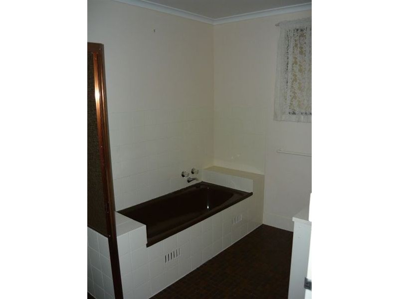 16 Armstrong Avenue, Nuriootpa SA 5355