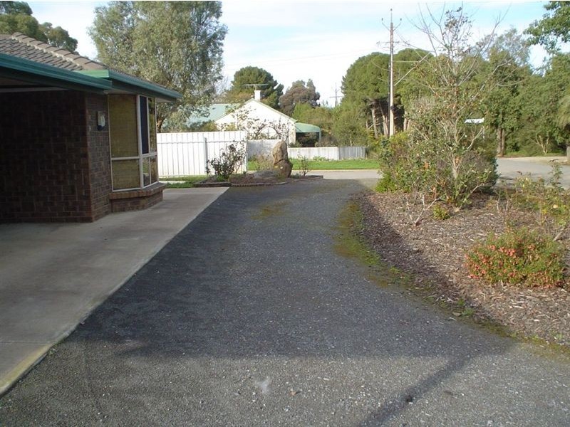 18 Mill Street, Greenock SA 5360