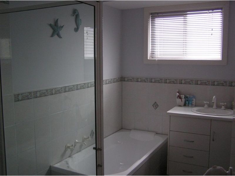 2 Edwards Street, Waikerie SA 5330