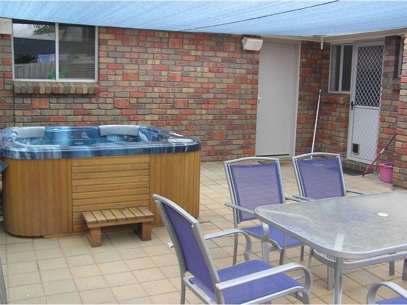 2 Edwards Street, Waikerie SA 5330