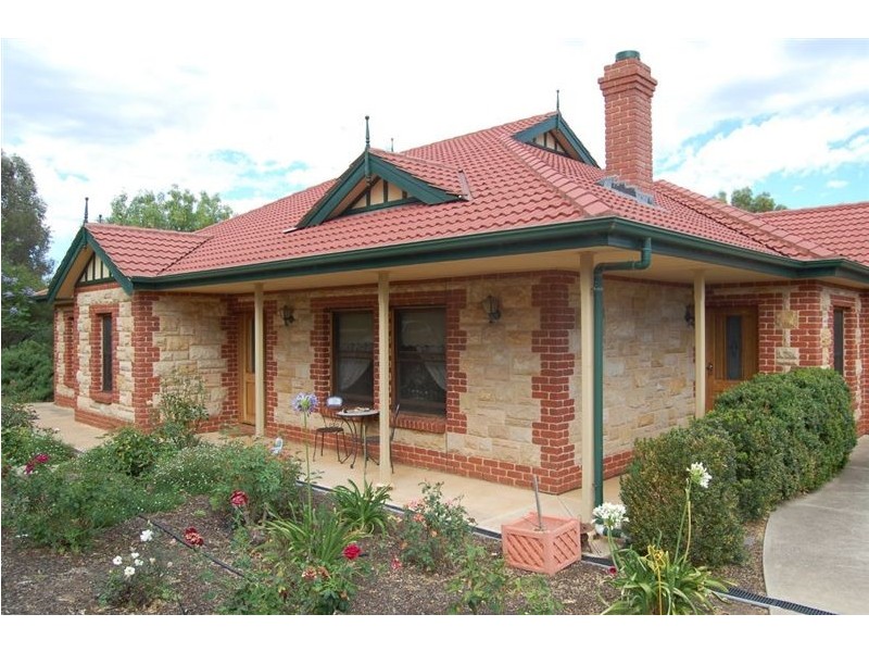 6 Barons Court, Greenock SA 5360