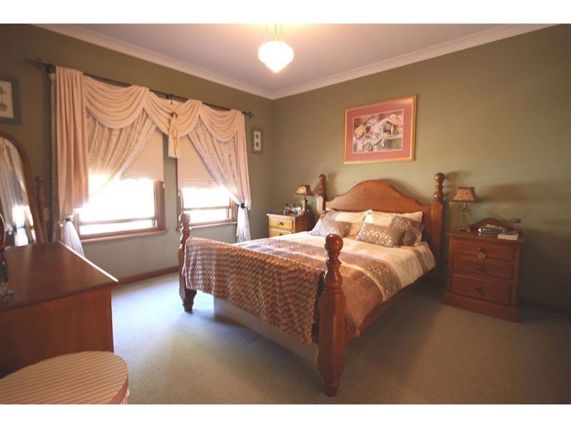 6 Barons Court, Greenock SA 5360