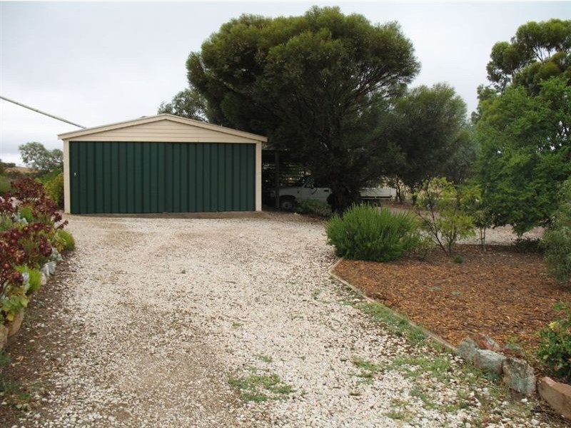 7 Halkett Street, Robertstown SA 5381