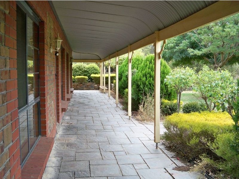 22 North Tce, Kapunda SA 5373