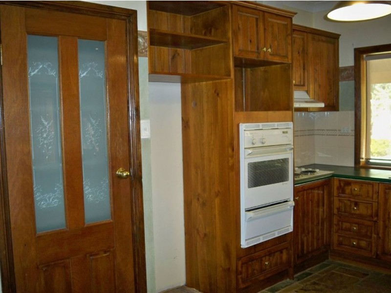 22 North Tce, Kapunda SA 5373