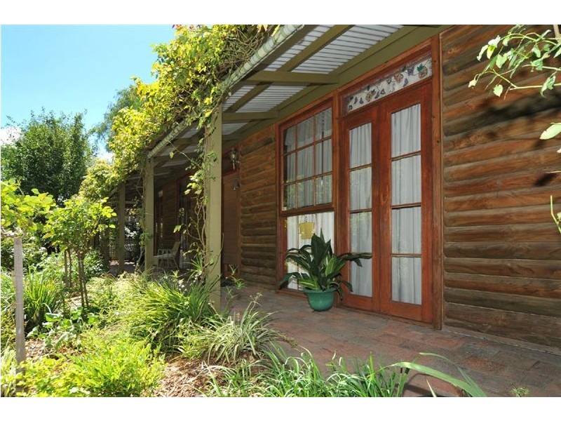 8 Dean Street, Angaston SA 5353