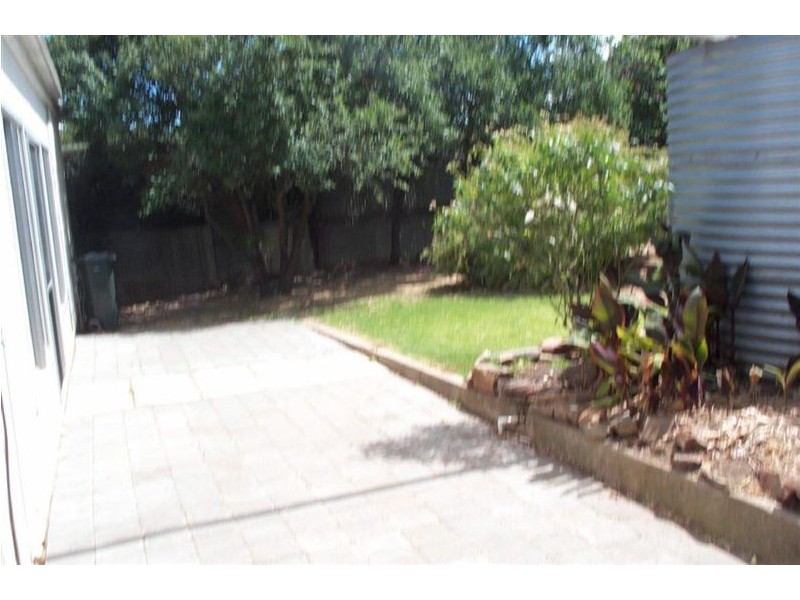 17 Sturt Street, Angaston SA 5353
