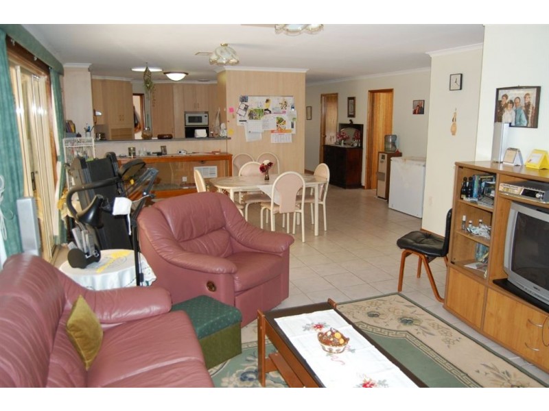 47 – 49 Penrice Road, Angaston SA 5353