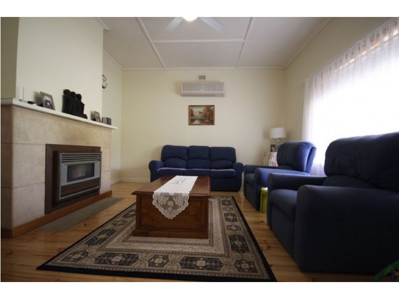 14 Centenary Avenue, Nuriootpa SA 5355