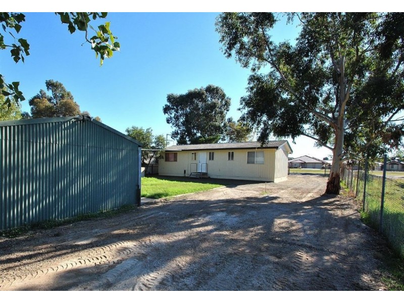 55 Greenock Road, Nuriootpa SA 5355