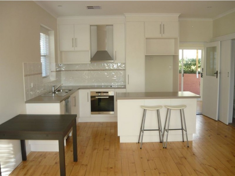 4 Gawler Park Road, Angaston SA 5353