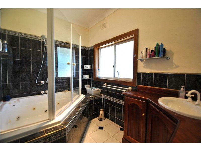 4 Schaefer Street, Freeling SA 5372