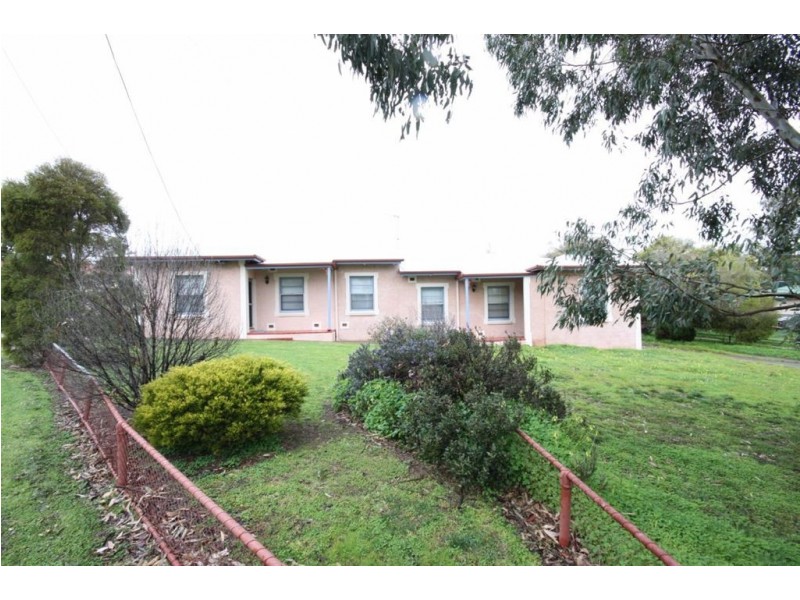 15 Hague Crescent, Angaston SA 5353