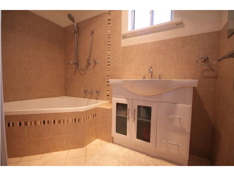 56 Washington Street, Angaston SA 5353