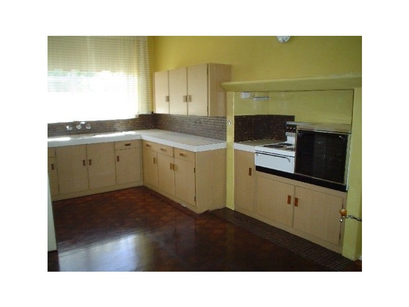 17 Cross Street, Angaston SA 5353