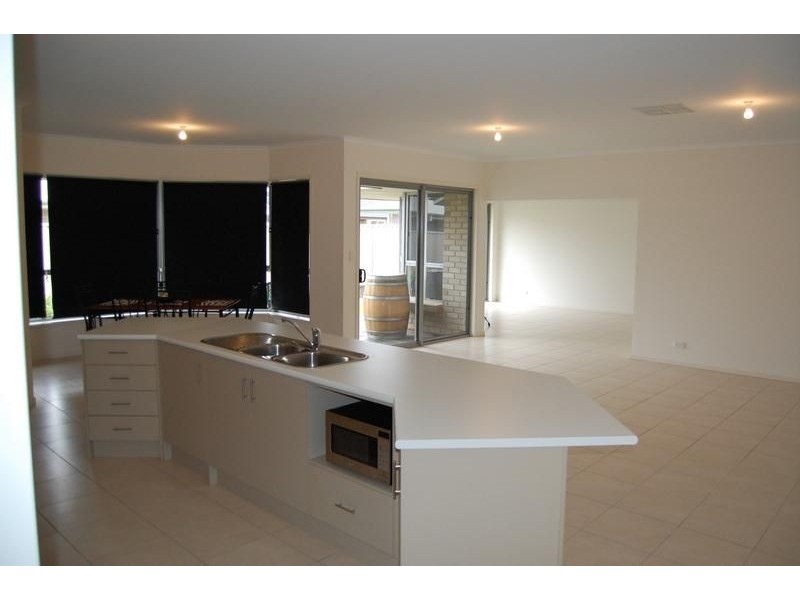 7 Yattarna Crescent, Nuriootpa SA 5355