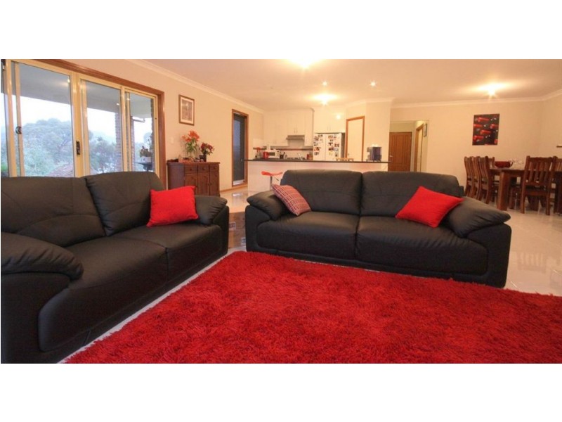 9 Le Page Lane, Angaston SA 5353