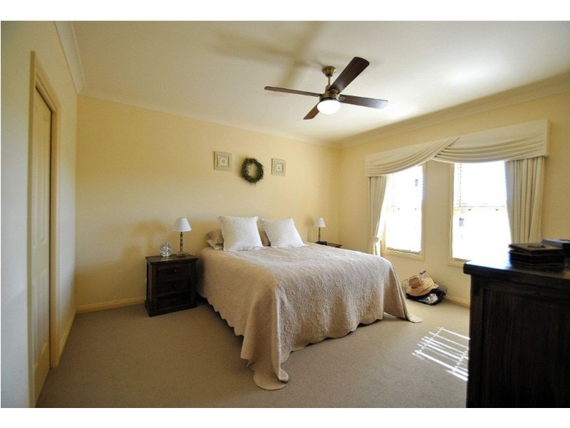 6 Arrawarra Place, Tanunda SA 5352