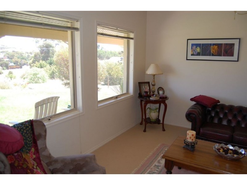 32 Railway Terrace, Truro SA 5356