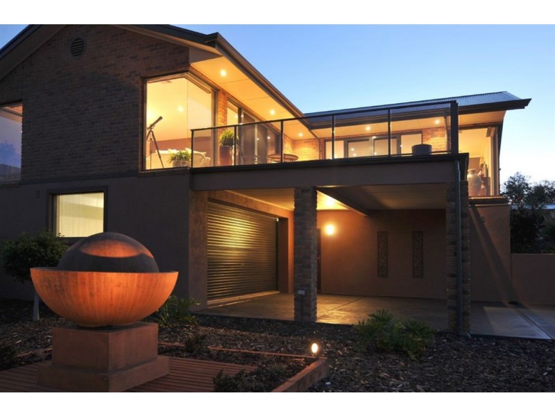 2 Whiteman Road, Williamstown SA 5351