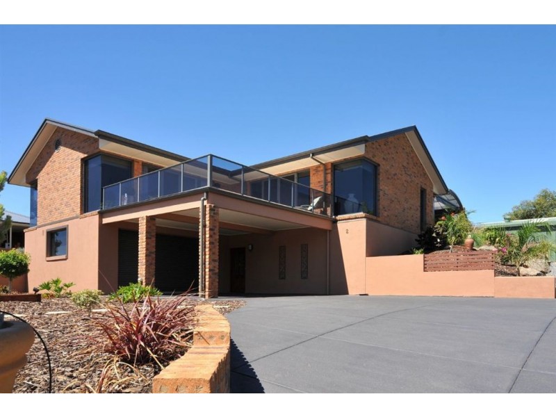 2 Whiteman Road, Williamstown SA 5351