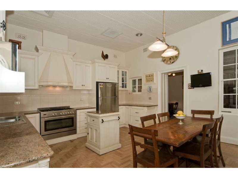 12 Lindsay Street, Angaston SA 5353