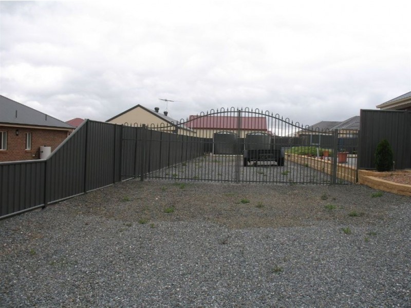 12 Mickan Road, Stockwell SA 5355