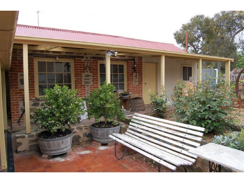 24 Murray Street, Angaston SA 5353