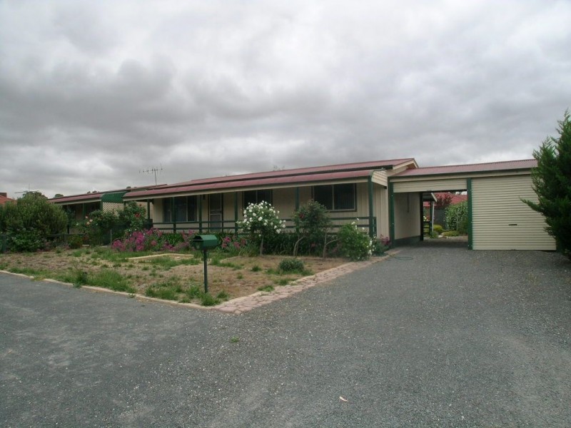 16 Drinkwater Crescent, Nuriootpa SA 5355