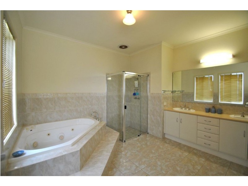 1 Chardonnay Drive, Nuriootpa SA 5355