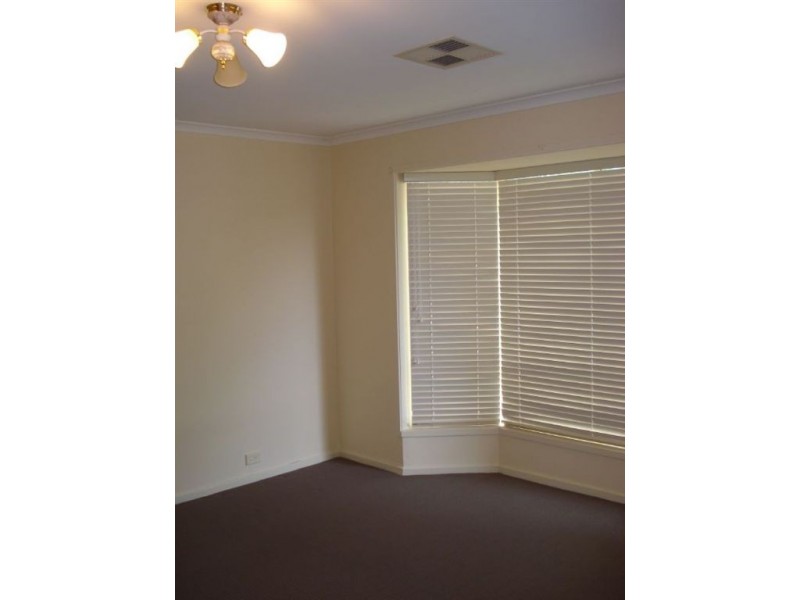 15 Roenfeldt Drive, Tanunda SA 5352