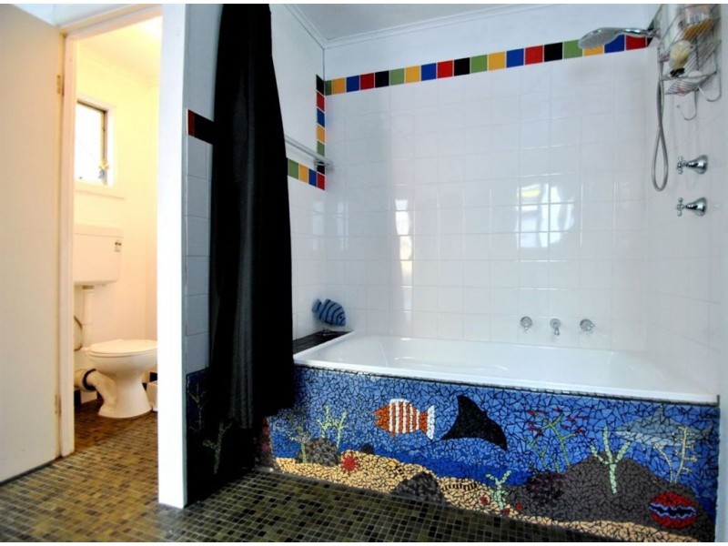 32 Adelaide Road, Greenock SA 5360