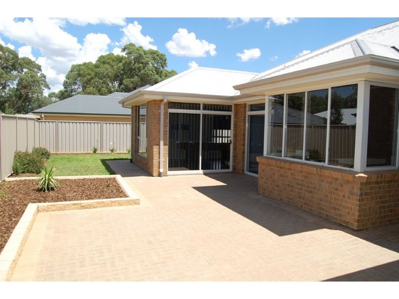 4 Yattarna Crescent, Nuriootpa SA 5355