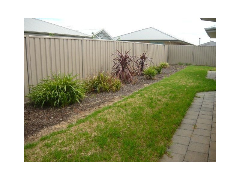 7 Yattarna Crescent, Nuriootpa SA 5355